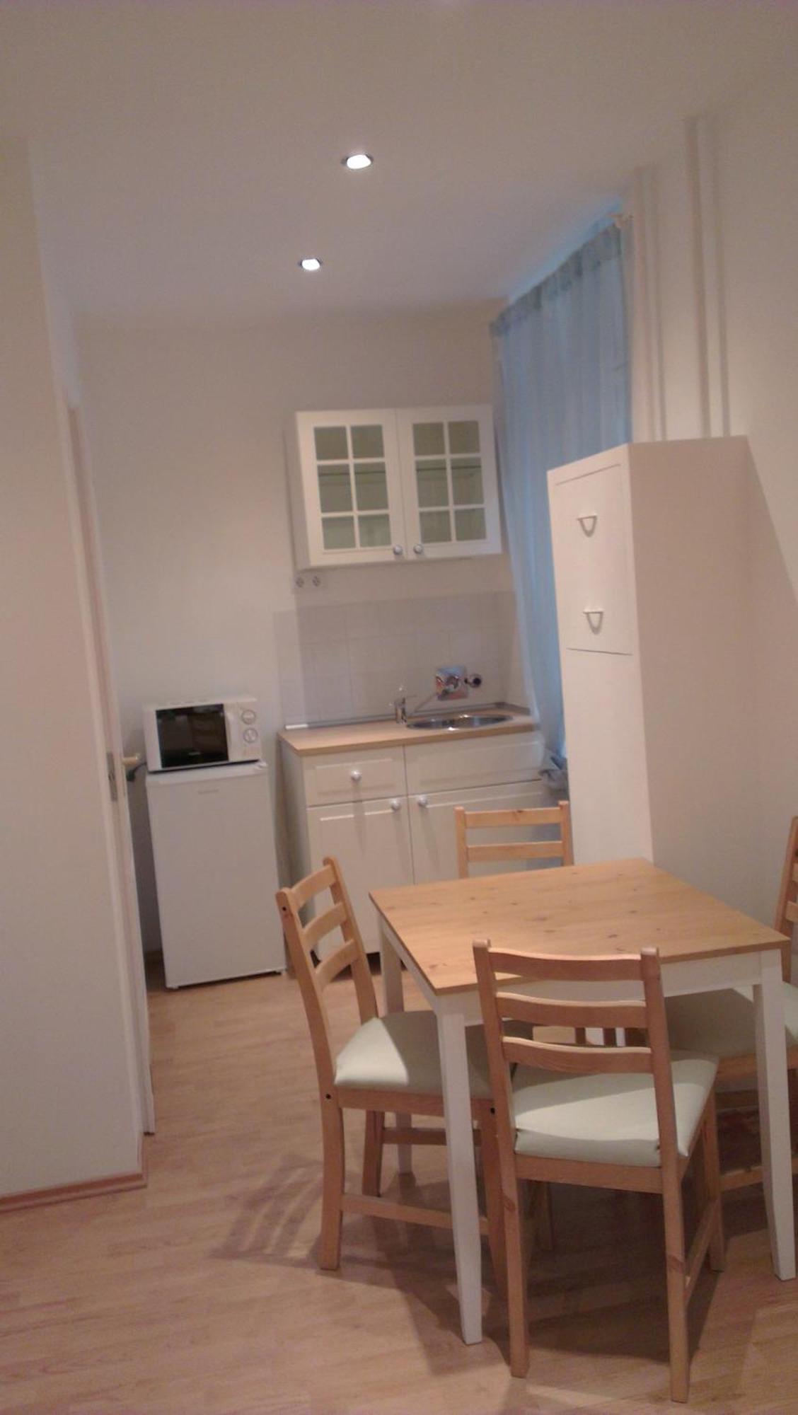 Apartman 4 You Westend Budapest Exteriör bild